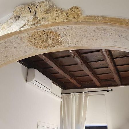 Enchanting Loft In Trastevere Rom Eksteriør billede