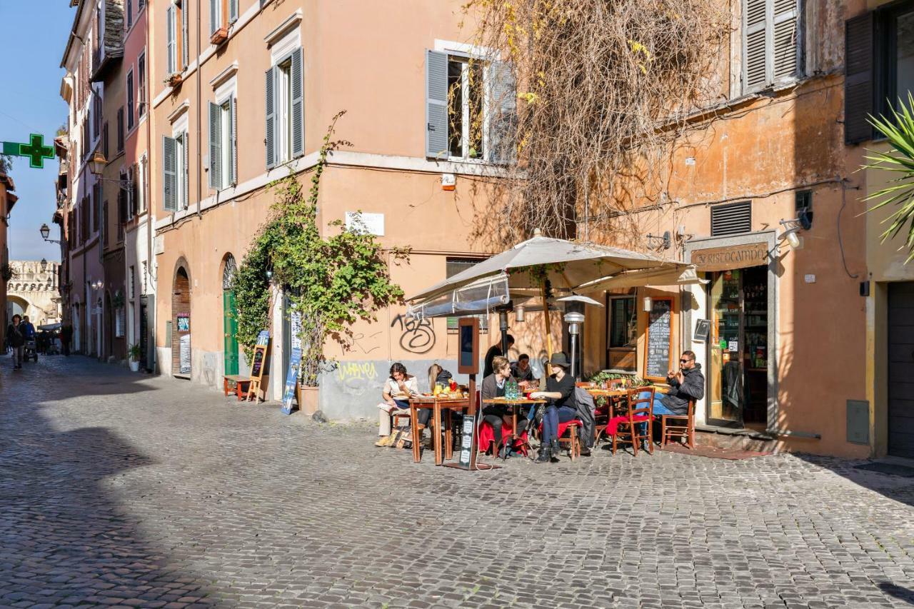 Enchanting Loft In Trastevere Rom Eksteriør billede