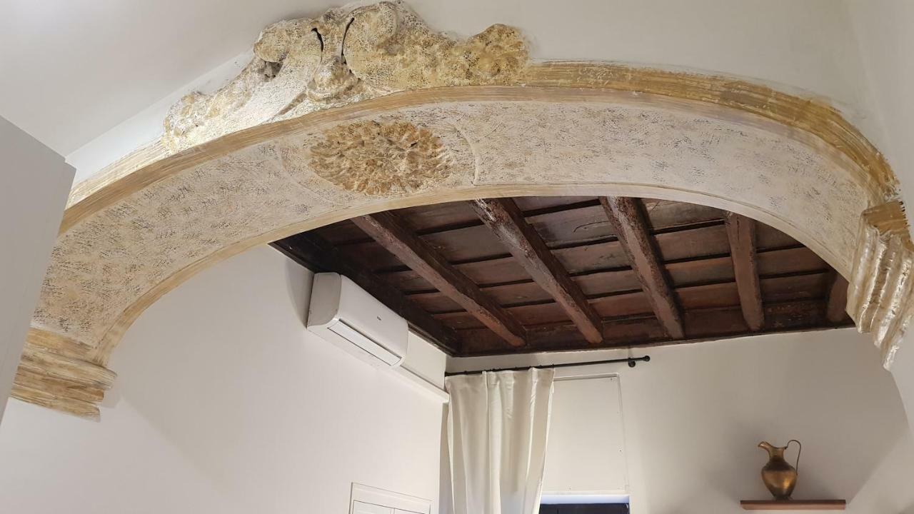 Enchanting Loft In Trastevere Rom Eksteriør billede