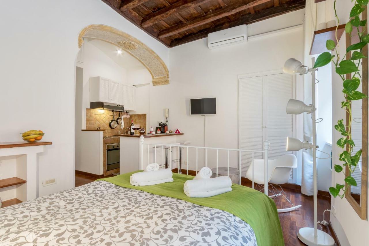 Enchanting Loft In Trastevere Rom Eksteriør billede