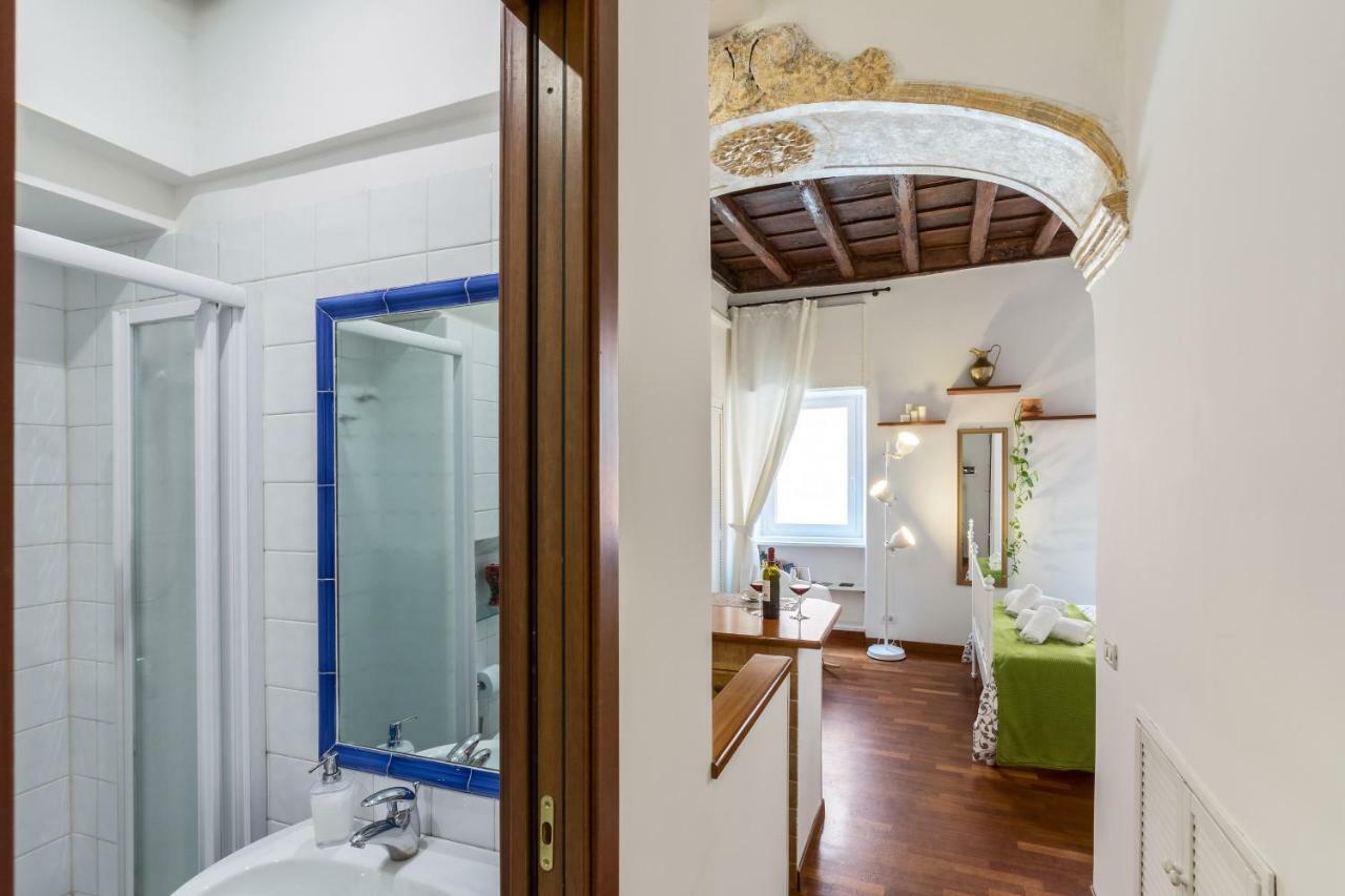 Enchanting Loft In Trastevere Rom Eksteriør billede