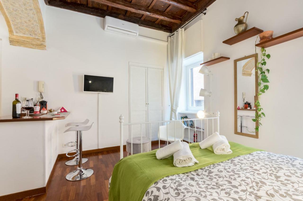 Enchanting Loft In Trastevere Rom Eksteriør billede